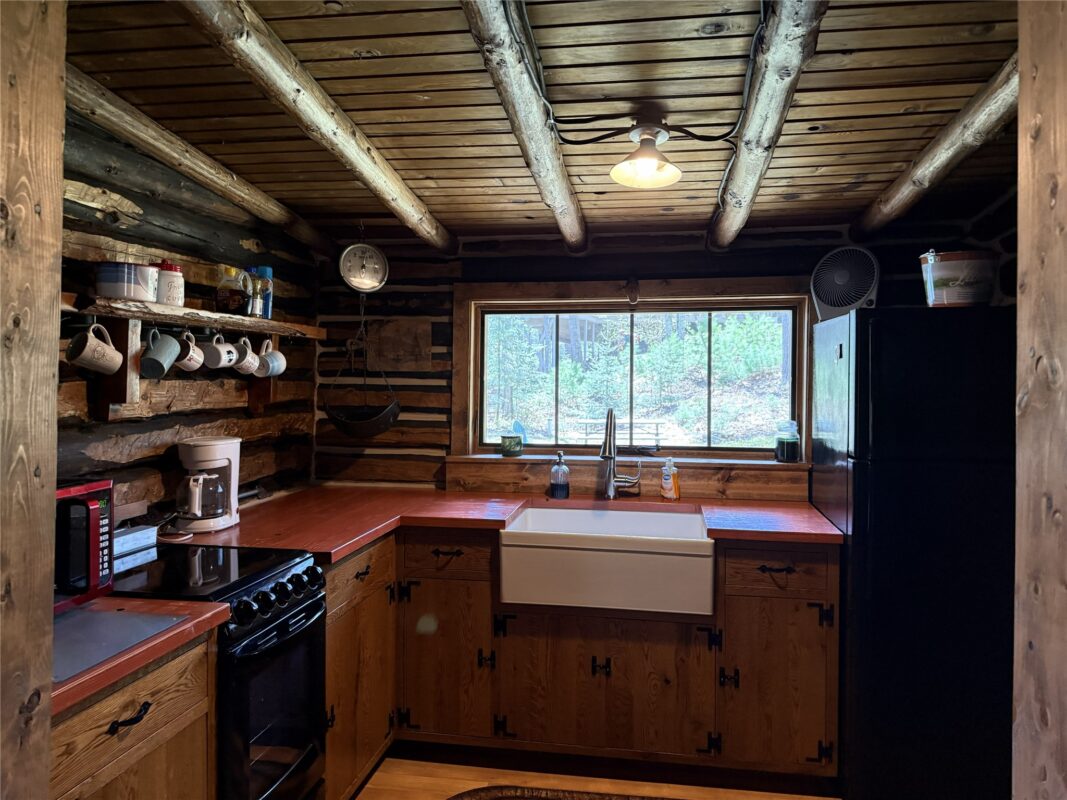 14667 W Point Drive, Hayward, WI — photo 8