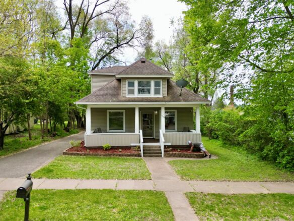 1533 E Madison Street, Eau Claire WI — $234,900