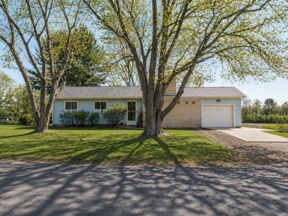 1611 Dorret Road, Eau Claire WI — $269,900