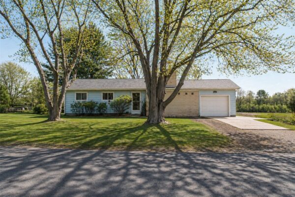 1611 Dorret Road Eau Claire WI 54703