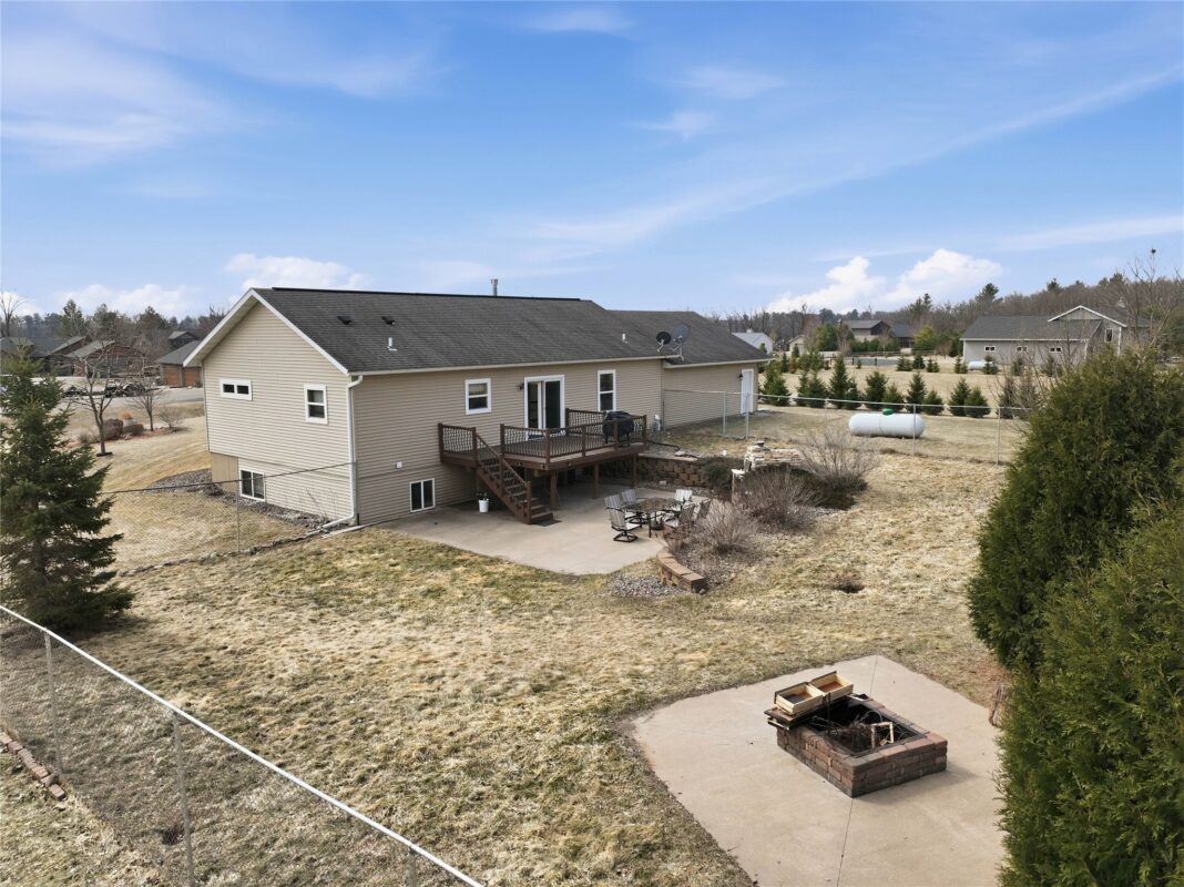 17768 120th Avenue, Chippewa Falls, WI — photo 2
