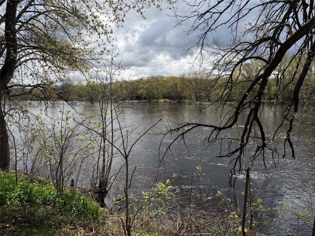 2049 Silver Mine Drive, Eau Claire, WI — photo 2