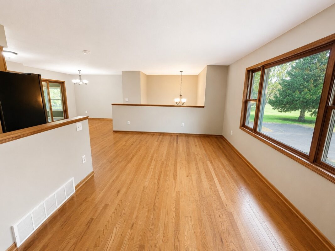 2067 17 3/4 Avenue
