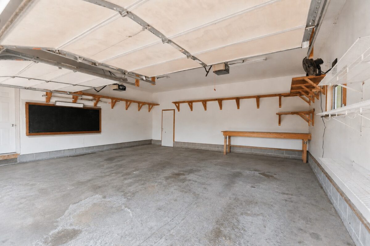 2067 17 3/4 Avenue