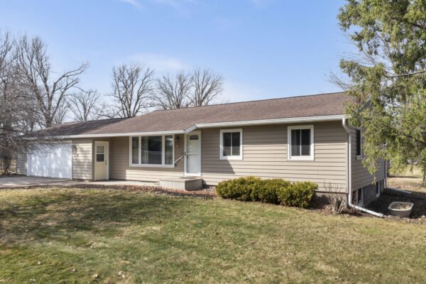 Residentialhouse for sale picture with an address of  211 City View Drive in Barron and a list price of 259900