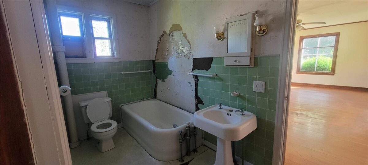 218 E Clark Street, Alma Center, WI — photo 12