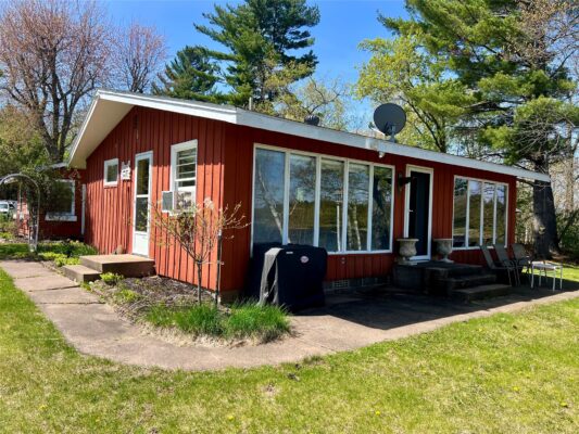 2534 H 11 3/4 – 12th Street Cumberland WI 54829