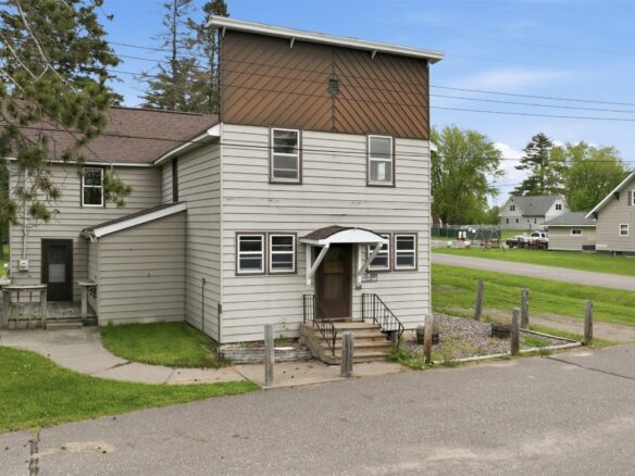 2690 26 26 3/4 Avenue, Mikana WI — $119,900