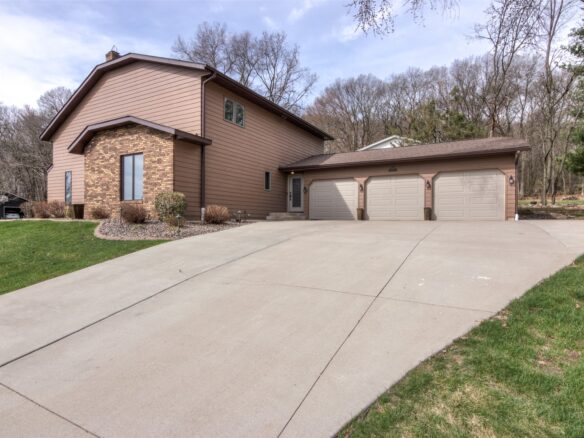 2804 W Princeton Avenue, Eau Claire WI — $459,900