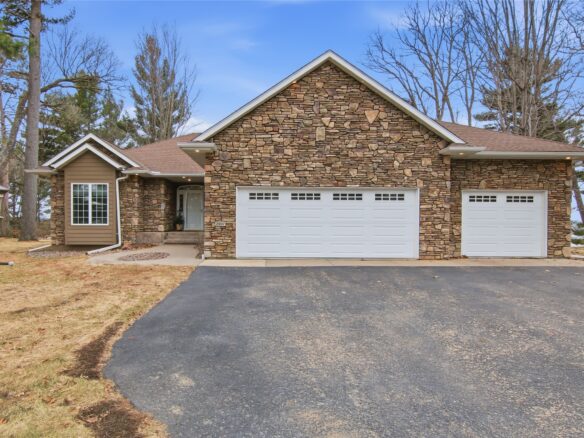2907 Plum Tree Circle N, Menomonie WI — $599,900