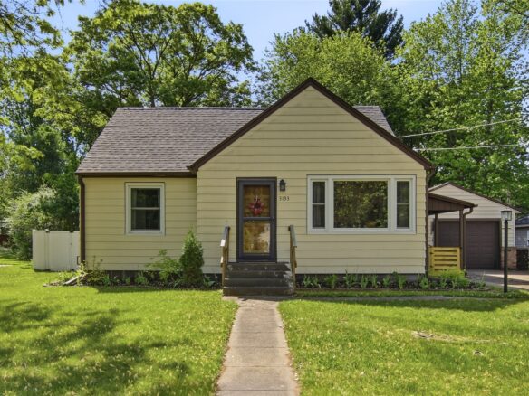 3133 Locust Lane, Eau Claire WI — $274,900