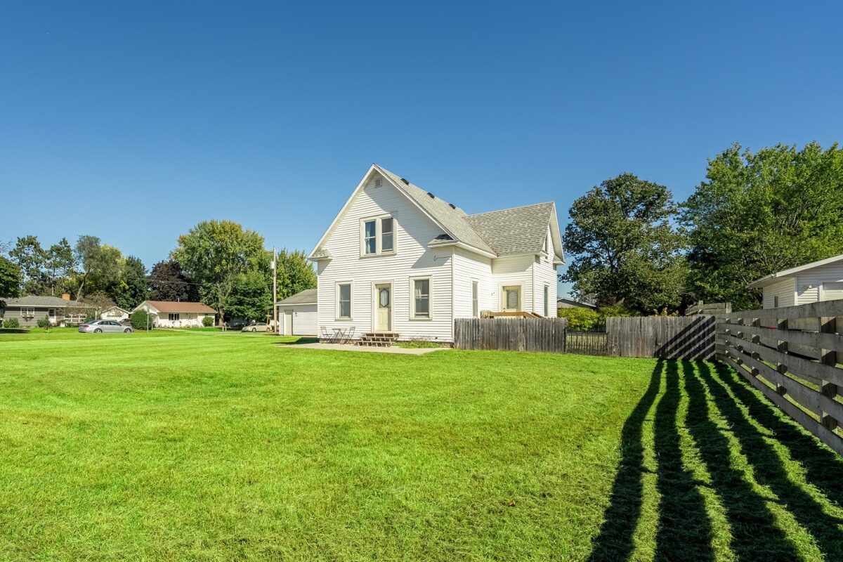 3241 Starr Avenue, Eau Claire, WI — photo 4
