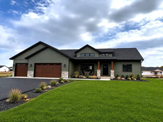 3577 112th Street, Chippewa Falls WI — $519,900