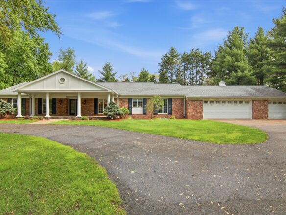 3750 Rimridge Road, Eau Claire WI — $599,900