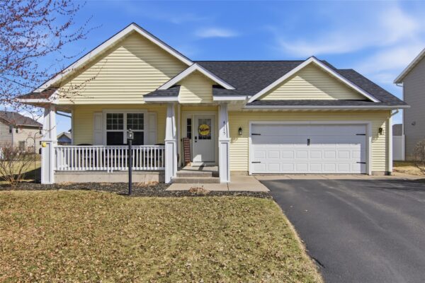 4115 John Hart Place, Eau Claire WI — $385,000