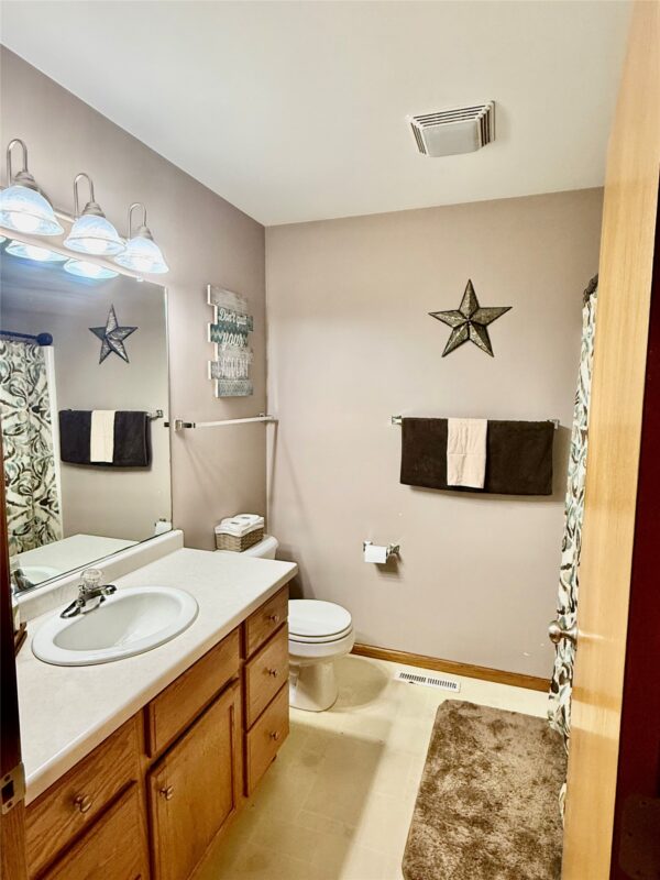 4426 Springfield Drive, Eau Claire WI 54701 - Residential house for sale - MLS #1601328 - image17
