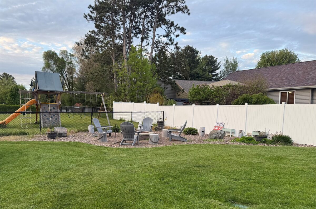 4426 Springfield Drive, Eau Claire WI 54701 - Residential house for sale - MLS #1601328 - image4