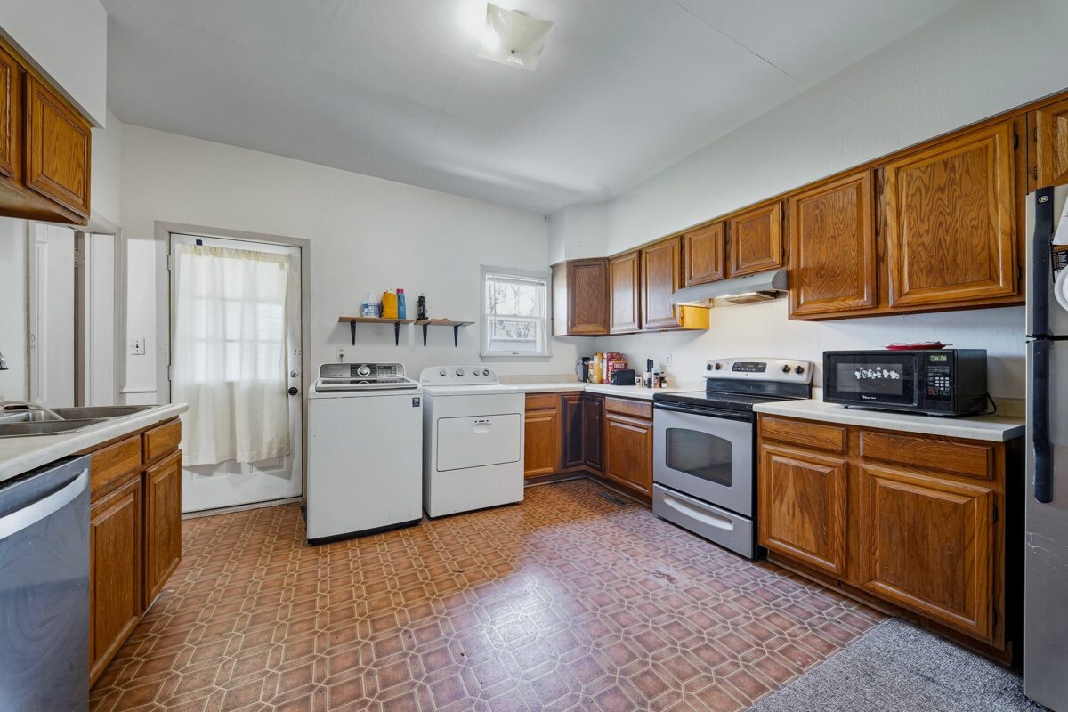 516 Cochrane Street 1&2, Eau Claire, WI — photo 11