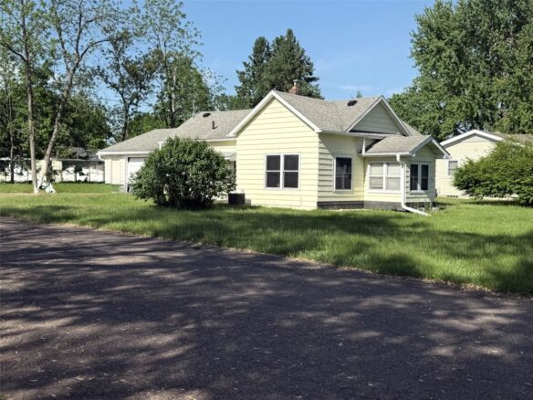 536 Olive Street, Chippewa Falls WI — $219,750