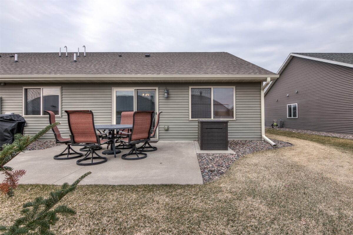 5609 Green Park Drive, Eau Claire, WI — photo 23