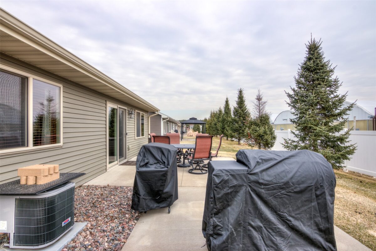5609 Green Park Drive, Eau Claire, WI — photo 28