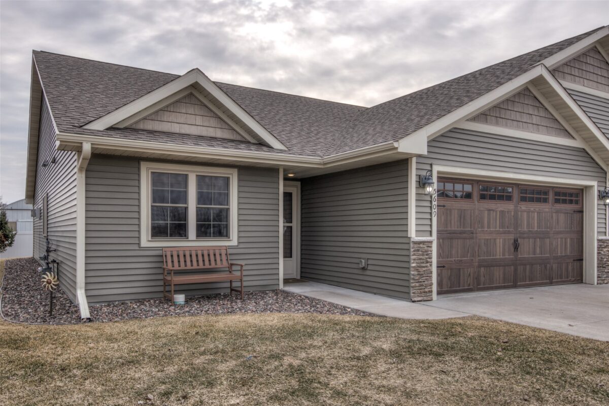 5609 Green Park Drive, Eau Claire, WI — photo 30