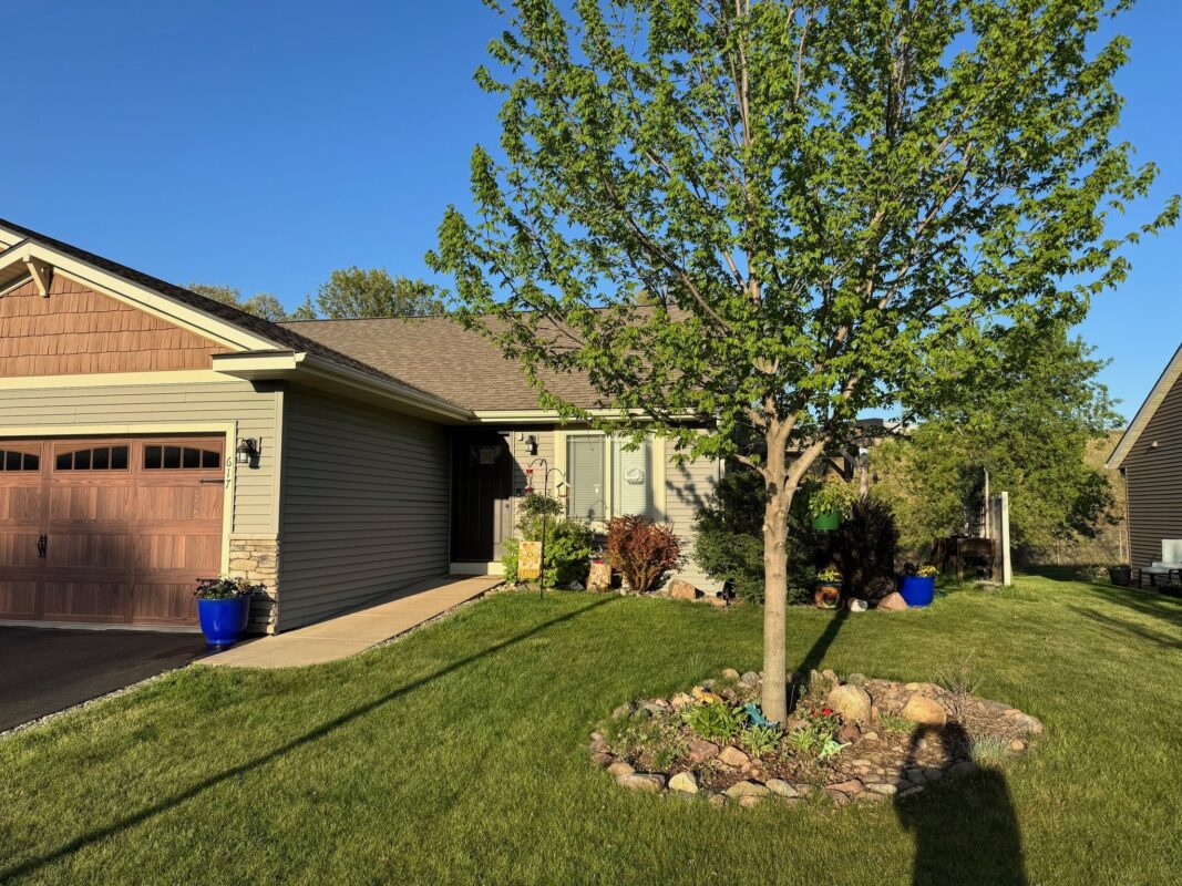 617 Blue Karner Drive, Altoona, WI — photo 2
