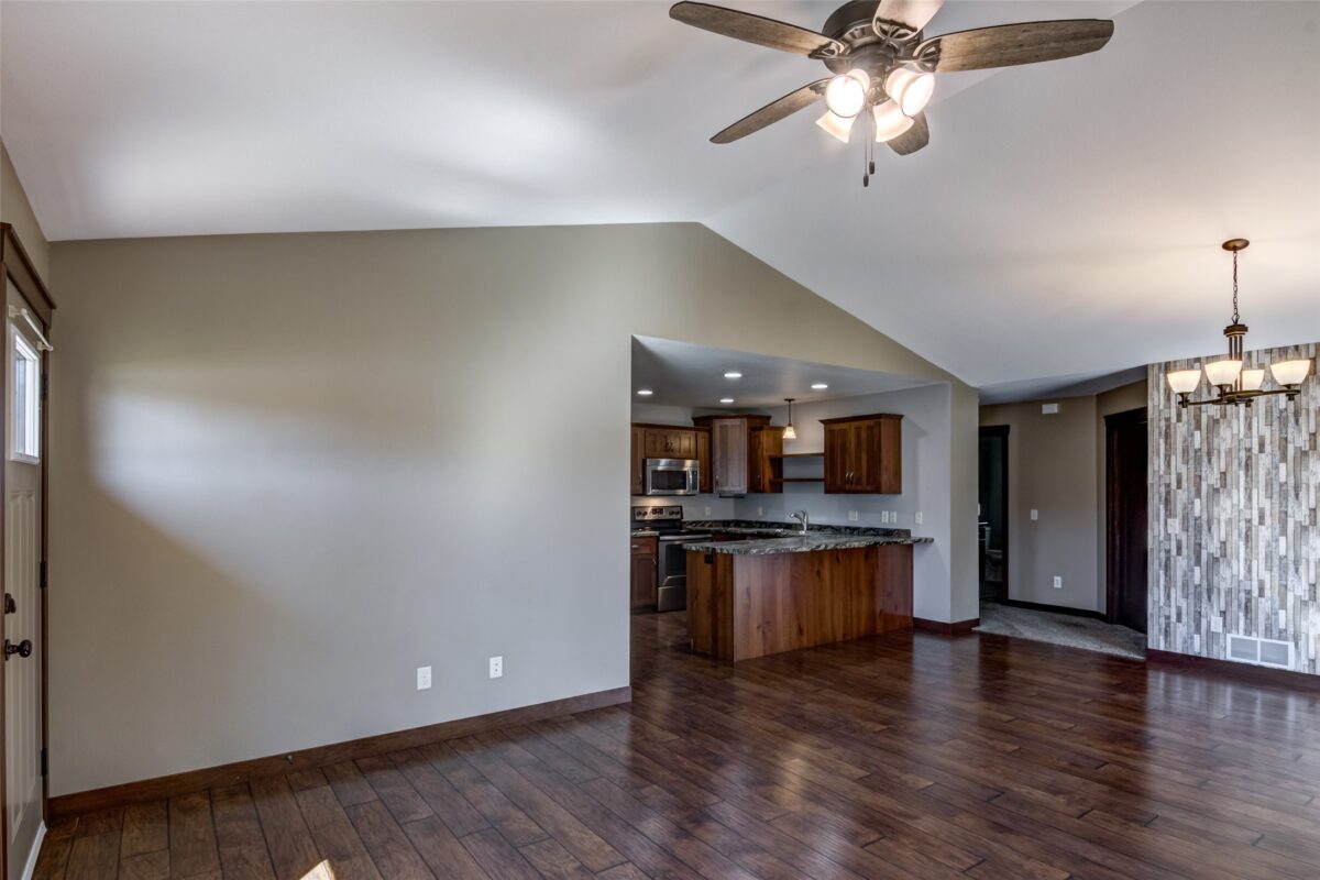 617 Blue Karner Drive, Altoona, WI — photo 18