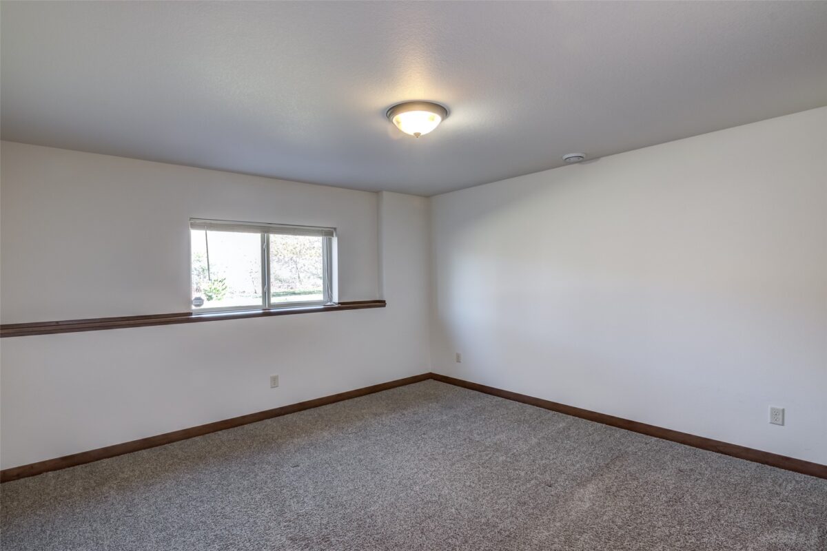 617 Blue Karner Drive, Altoona, WI — photo 33