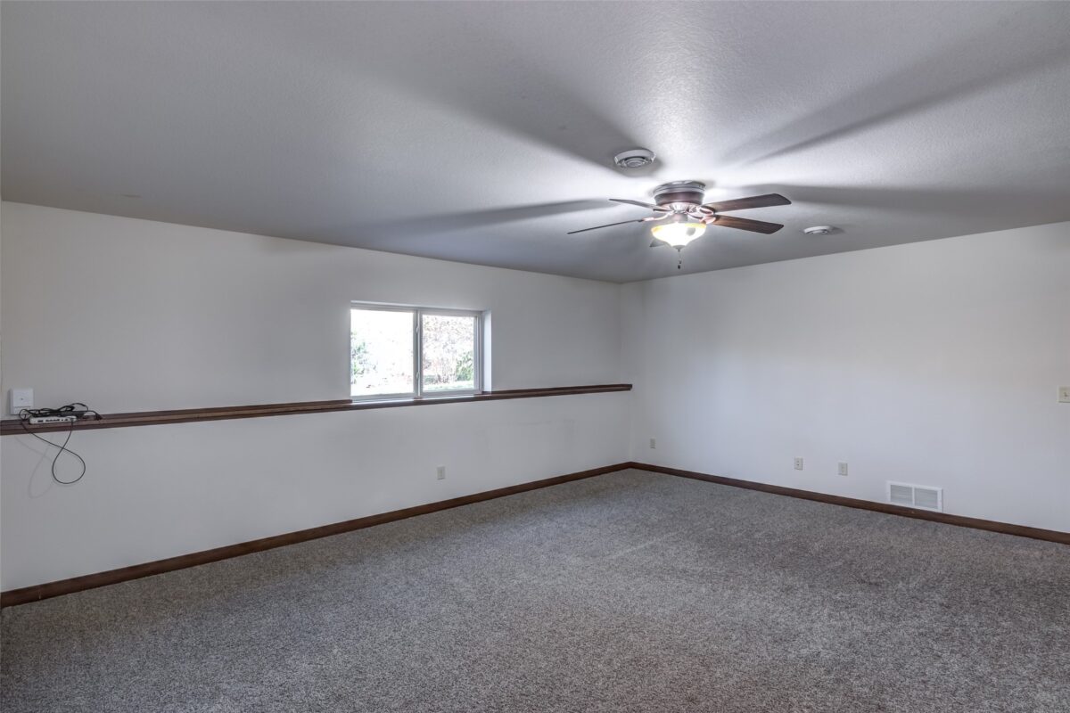 617 Blue Karner Drive, Altoona, WI — photo 39