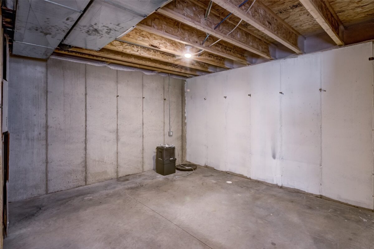617 Blue Karner Drive, Altoona, WI — photo 43