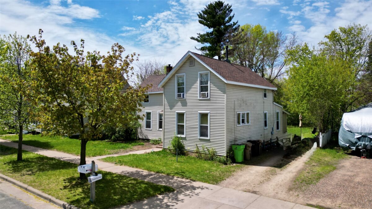 628 Germania Street, Eau Claire WI 54703 - ResidentialIncome house for sale - MLS #1600760 - image3