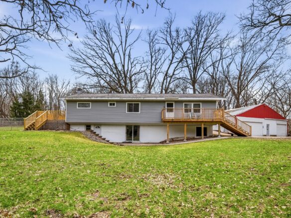 7509 S Highway 53, Eau Claire WI — $279,900