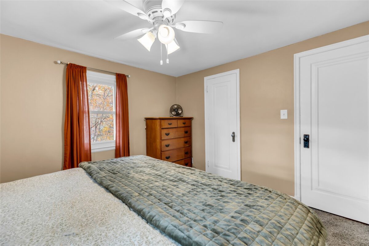 905 Margaret Street, Eau Claire, WI — photo 11