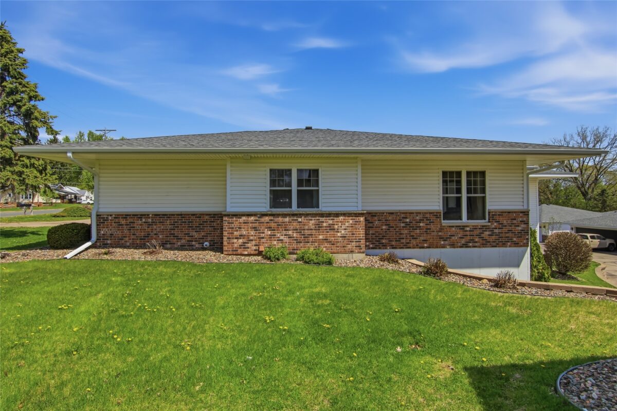 926 Tainter Street NE A, Menomonie, WI — photo 29