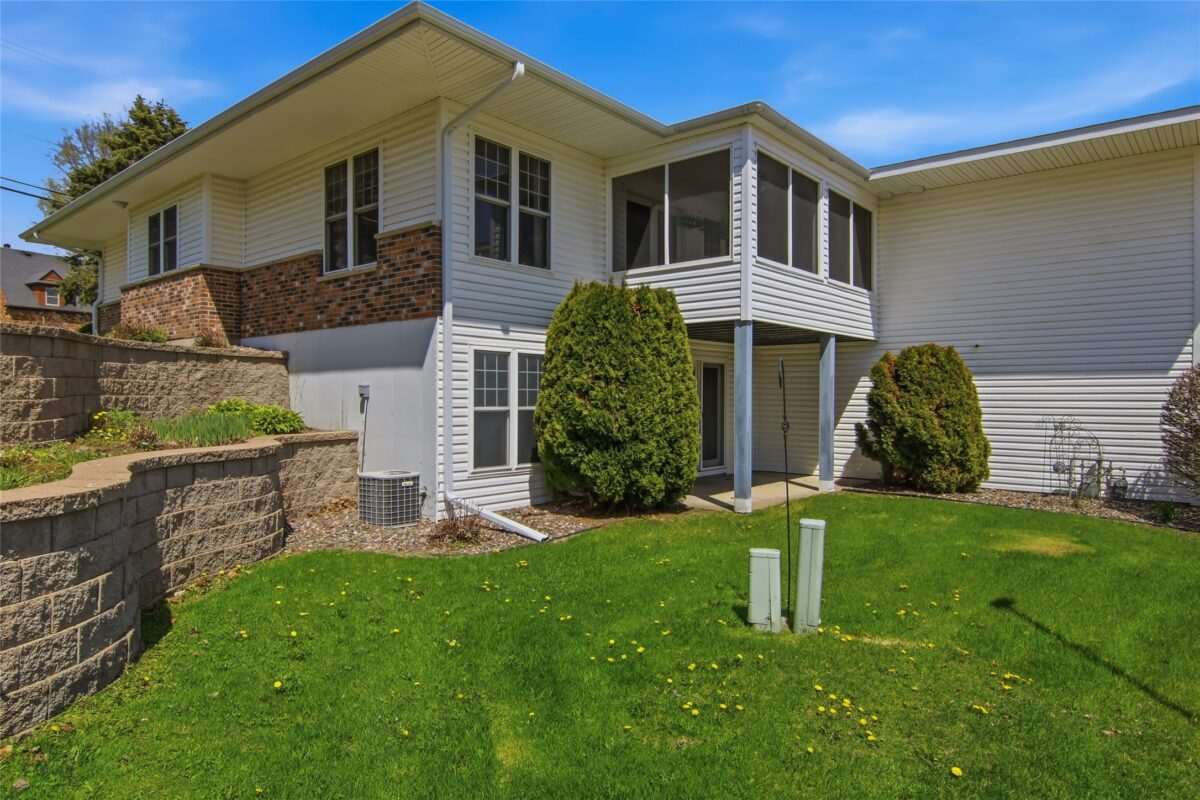 926 Tainter Street NE A, Menomonie, WI — photo 30