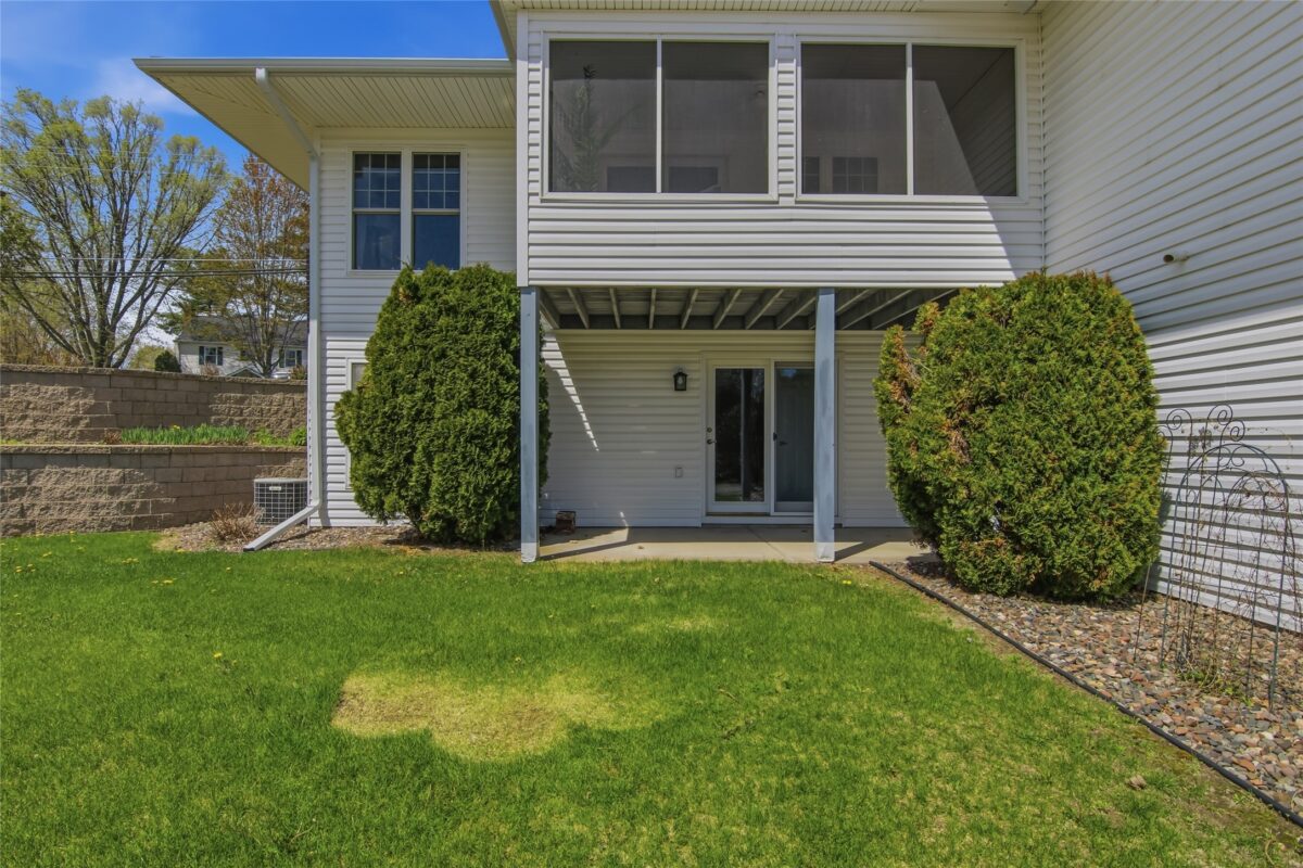 926 Tainter Street NE A, Menomonie, WI — photo 31