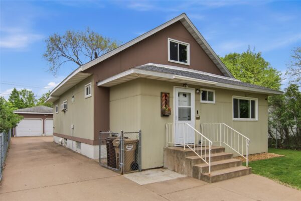 927 Sheridan Road Eau Claire WI 54703