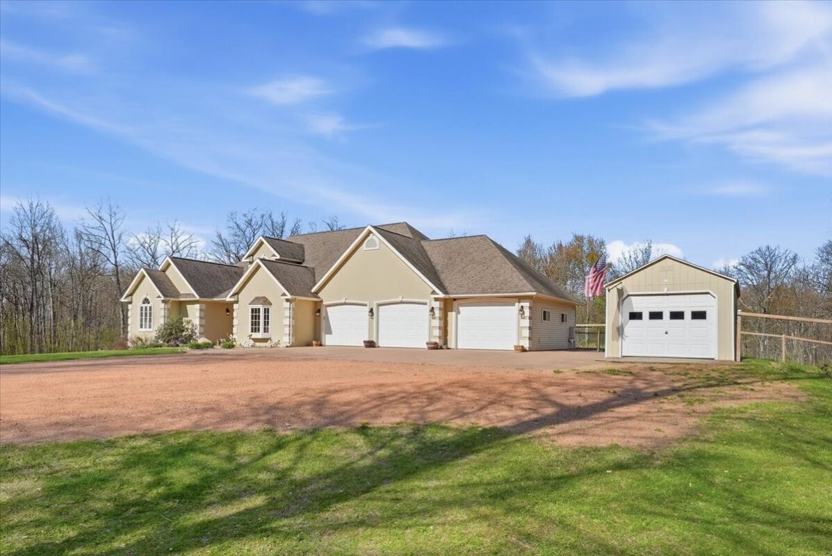 N1520 Hollow Road, Stanley WI 54768 - Residential house for sale - MLS #1600765 - image3