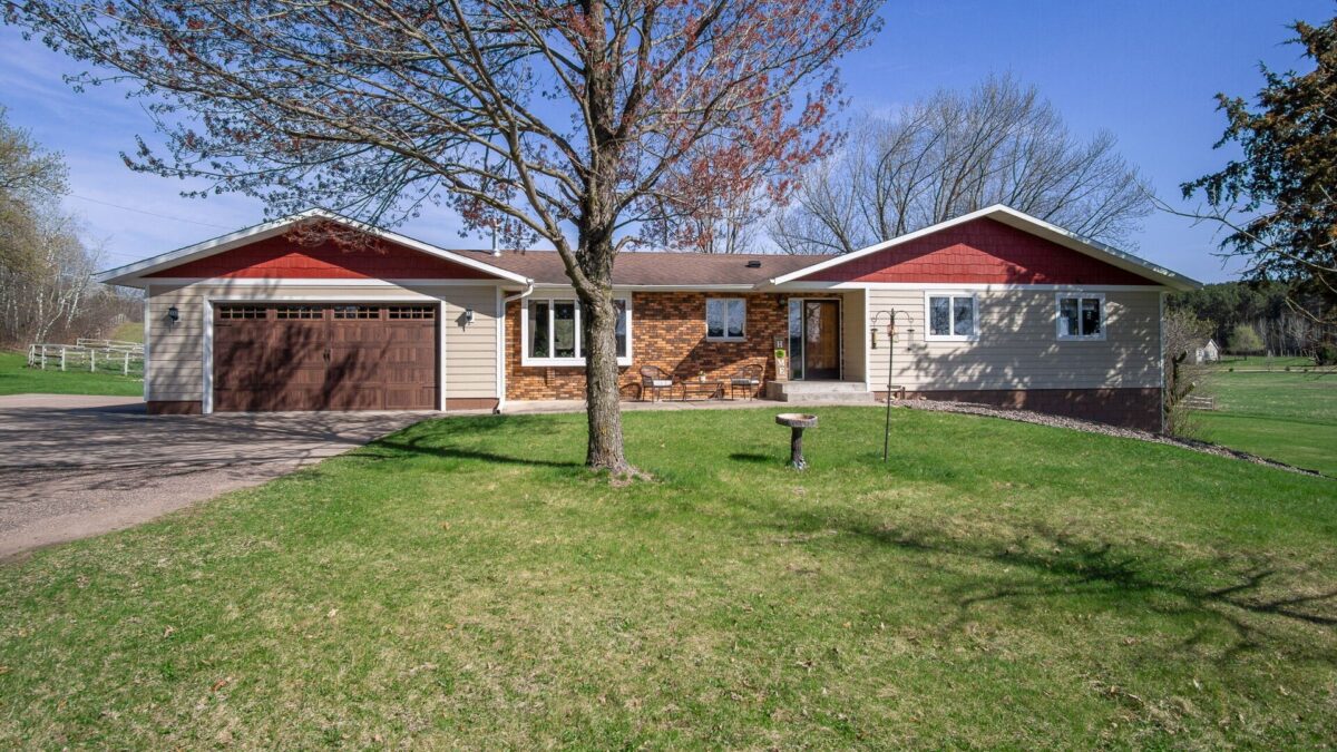 N3994 County Road H, Elk Mound, WI — photo 2