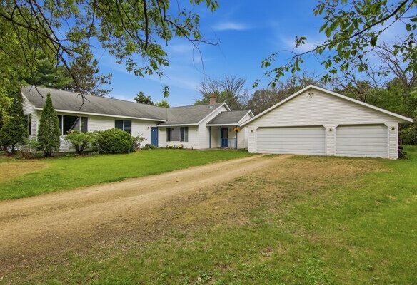 N6889 568th Street, Menomonie WI 54751 - Residential house for sale - MLS #1601566 - image1