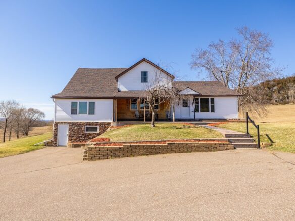 S2901 Semling Lane, Fountain City, WI