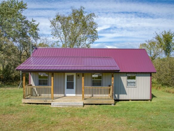 W16396 County Rd C, Taylor WI — $119,900