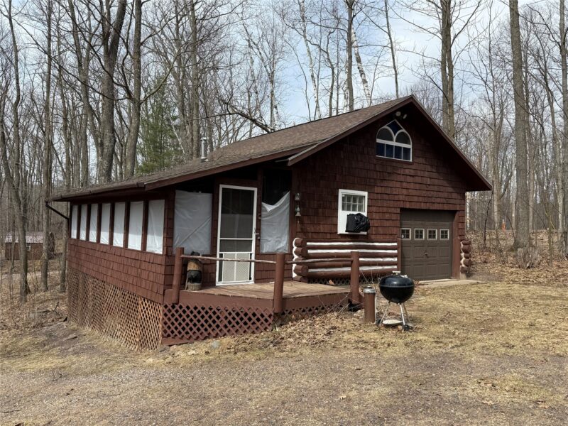 W3905 Leesome Lake Road