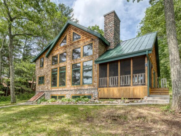 14443W & 14447W Court Oreilles Lake Drive, Hayward, WI