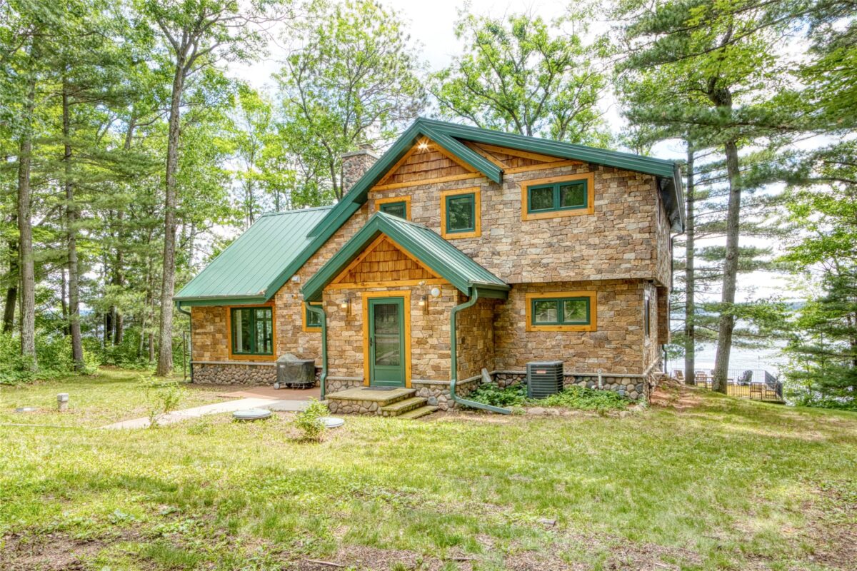 14443W & 14447W Court Oreilles Lake Drive, Hayward, WI