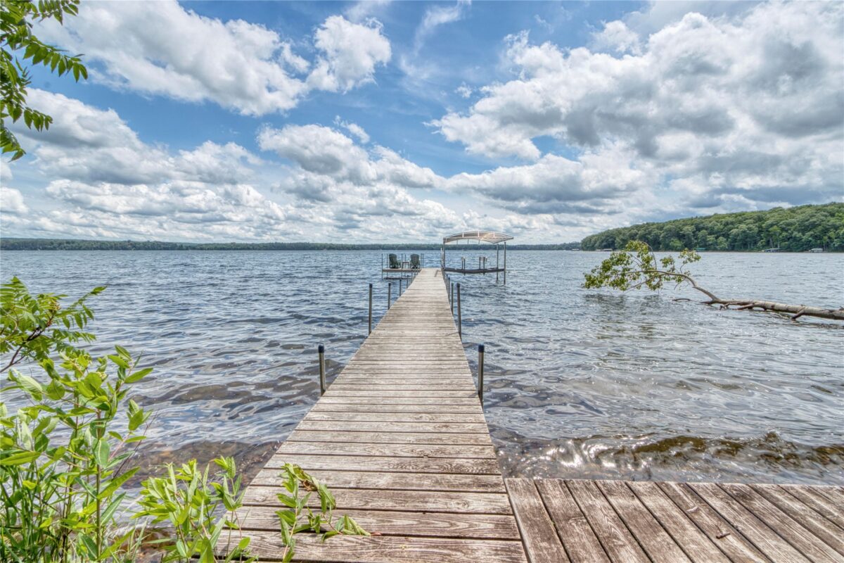 14443W & 14447W Court Oreilles Lake Drive, Hayward, WI