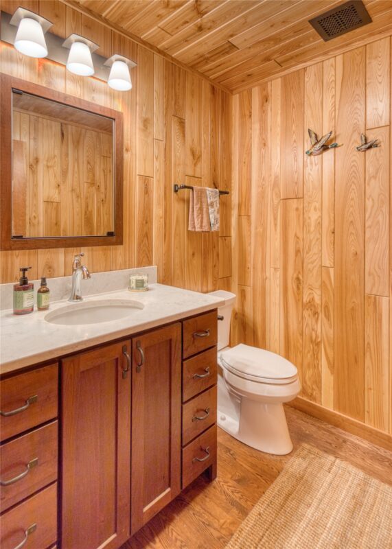 14443W & 14447W Court Oreilles Lake Drive, Hayward, WI