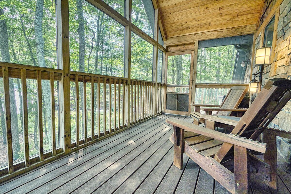 14443W & 14447W Court Oreilles Lake Drive, Hayward, WI