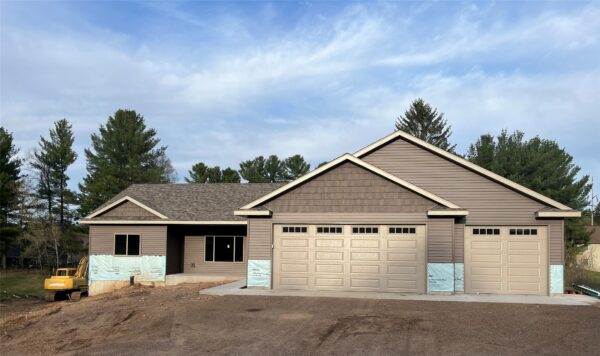 5981 162 Street, Chippewa Falls, WI